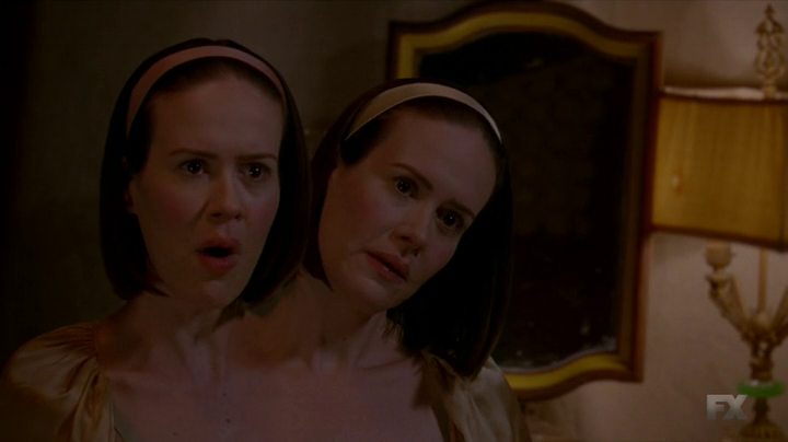American Horror Story ~ Season 4 - Episode 12 "Show Stoppers"